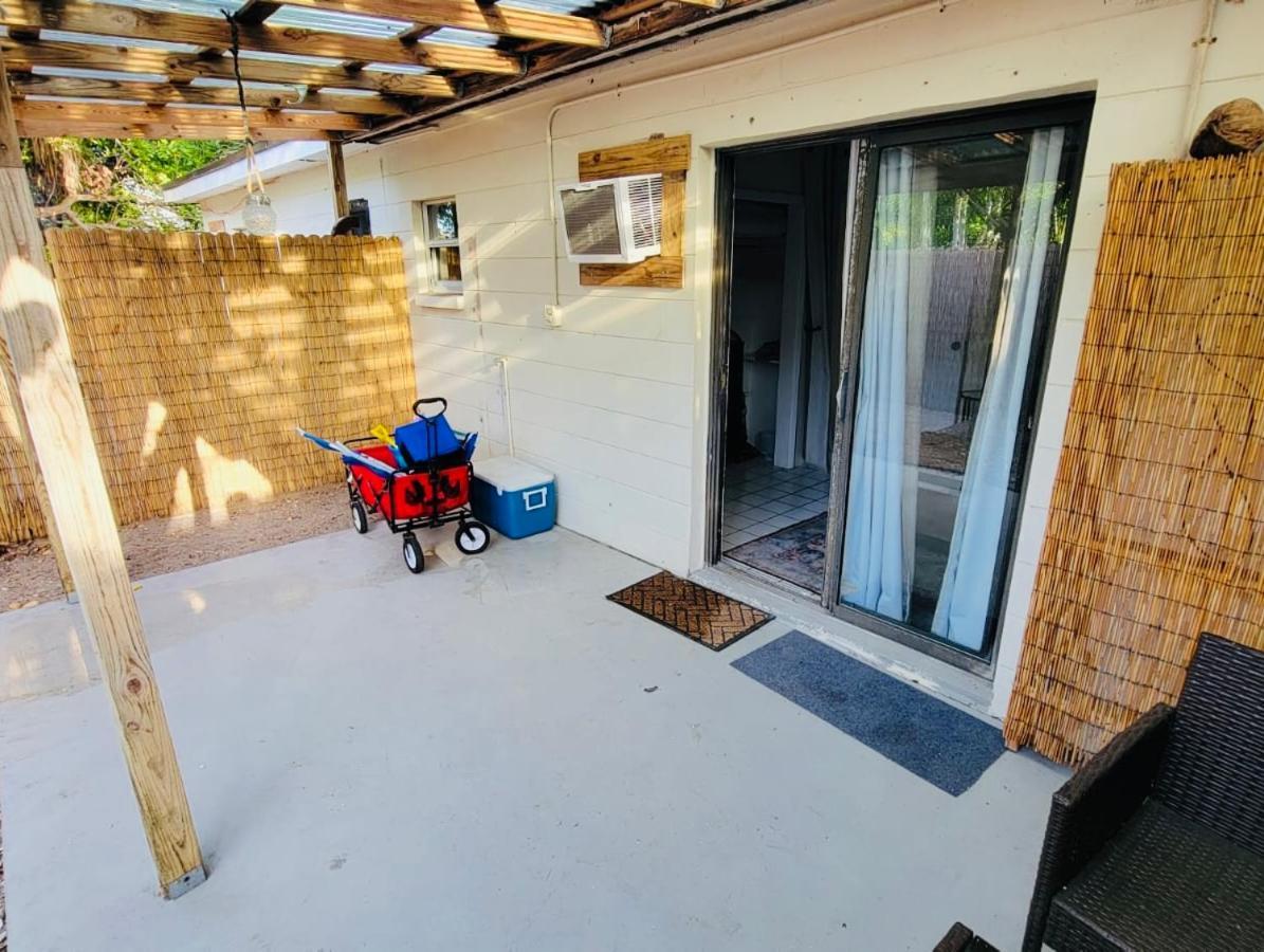 Beach Bungalows By The Sea 3 Cocoa Beach Bagian luar foto