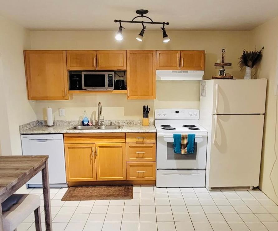 Beach Bungalows By The Sea 3 Cocoa Beach Bagian luar foto