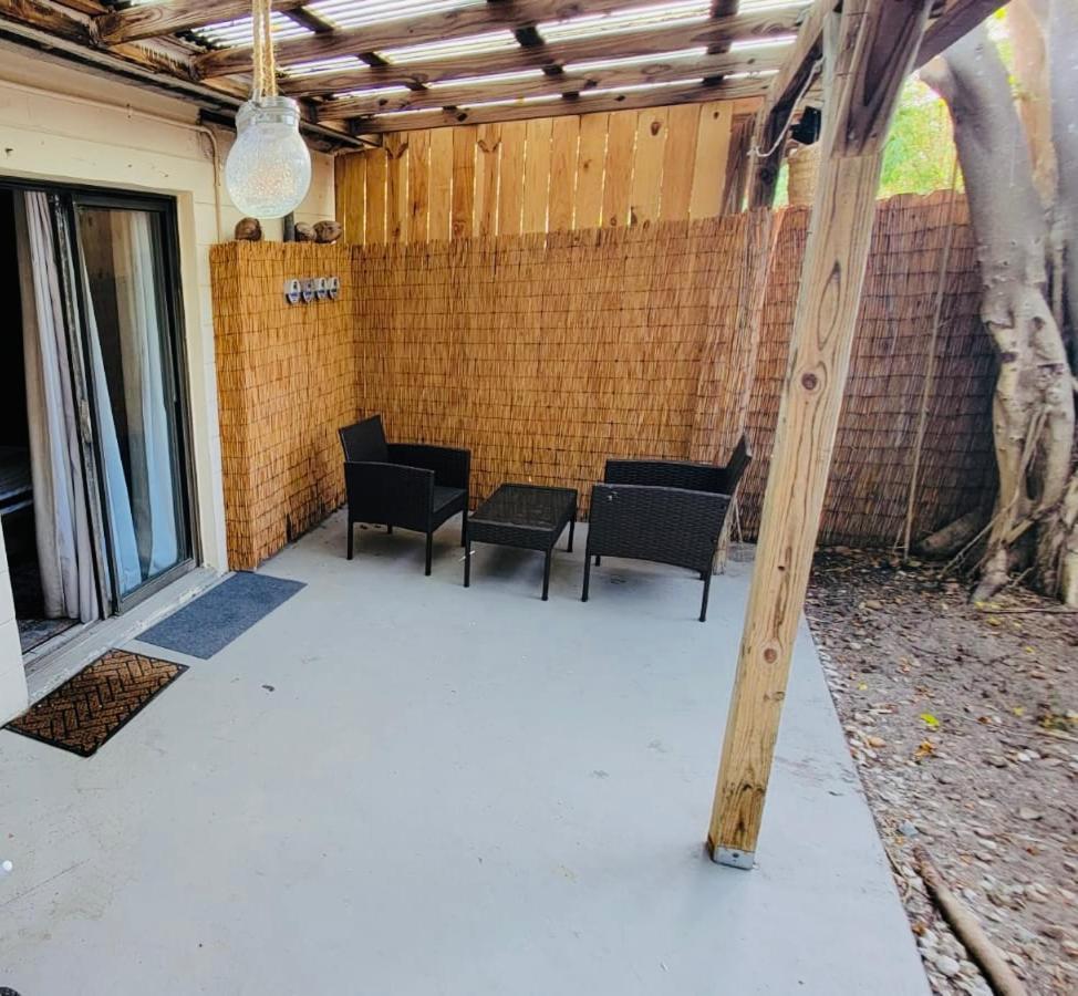 Beach Bungalows By The Sea 3 Cocoa Beach Bagian luar foto