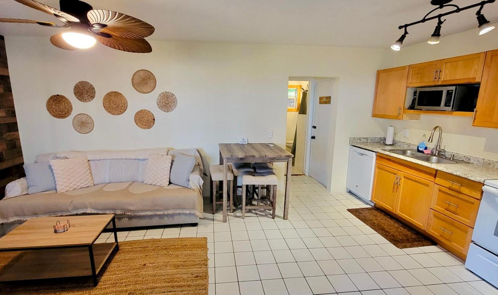 Beach Bungalows By The Sea 3 Cocoa Beach Bagian luar foto